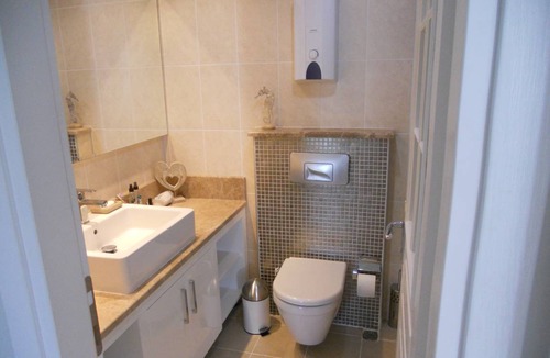 Side Apartment | 120 m² Apartment ∙ 3 bedrooms ∙ 5 guests