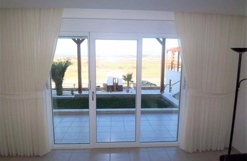 Side House | 150 m² House ∙ 2 bedrooms ∙ 4 guests