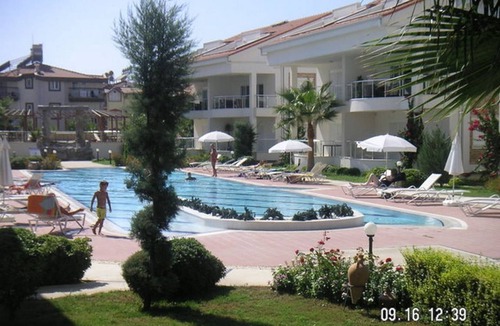 Side Resort | 160 m² Private room ∙ 3 bedrooms ∙ 5 guests