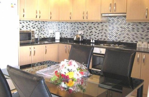 Side Resort | 160 m² Private room ∙ 3 bedrooms ∙ 5 guests