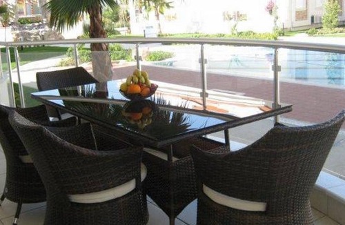 Side Resort | 160 m² Private room ∙ 3 bedrooms ∙ 5 guests