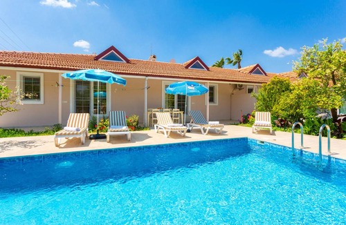 Dalyan Villa | 180 m² Villa ∙ 4 bedrooms ∙ 8 guests