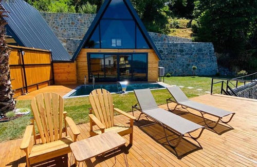 Sapanca House | 2+1 Heated Private Pool - Lake View - 5 Person Bungalow in Dibektaş