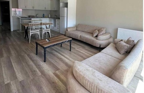 Yomra House | 2-Bedroom house in a central location