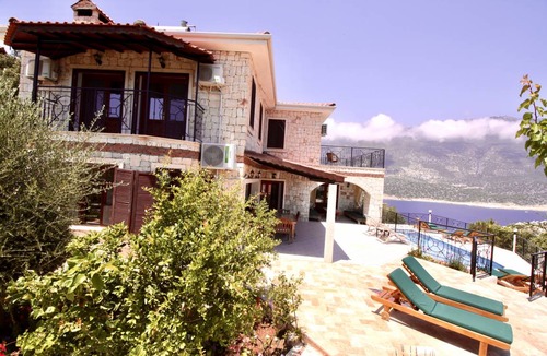 Kas Villa | 200 m² Villa ∙ 4 bedrooms ∙ 8 guests