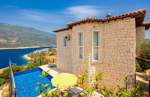 Kas Villa | 200 m² Villa ∙ 3 bedrooms ∙ 6 guests