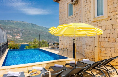 Kas Villa | 200 m² Villa ∙ 3 bedrooms ∙ 6 guests