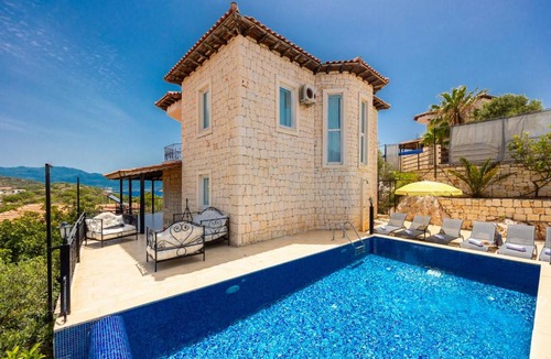 Kas Villa | 200 m² Villa ∙ 3 bedrooms ∙ 6 guests
