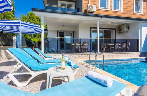 Ortaca Villa | 220 m² Villa ∙ 4 bedrooms ∙ 9 guests