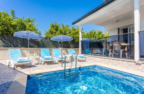 Ortaca Villa | 220 m² Villa ∙ 4 bedrooms ∙ 9 guests