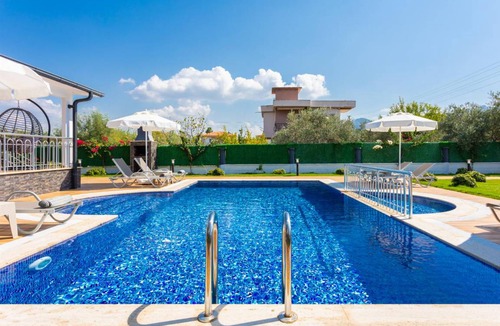 Dalyan Villa | 240 m² Villa ∙ 4 bedrooms ∙ 8 guests