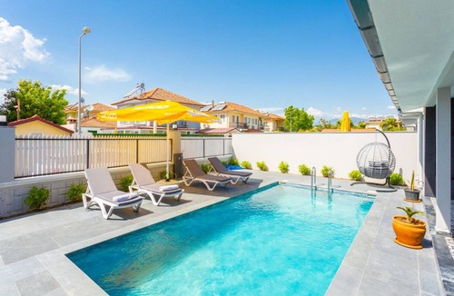 Dalyan Villa | 240 m² Villa ∙ 5 bedrooms ∙ 10 guests