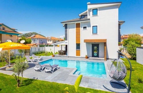 Dalyan Villa | 240 m² Villa ∙ 5 bedrooms ∙ 10 guests