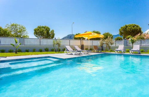 Dalyan Villa | 240 m² Villa ∙ 5 bedrooms ∙ 10 guests