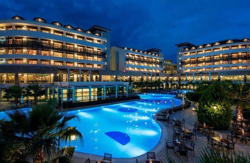 Side Resort | 32 m² Resort ∙ 127 guests