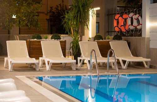 Altnkum Mahallesi Hotel | 35 m² Hotel ∙ 4 guests