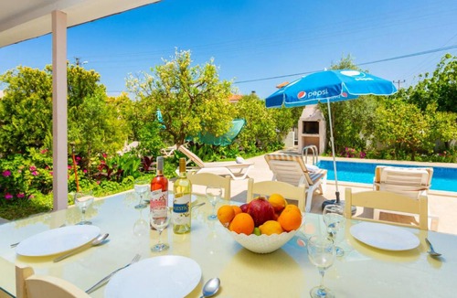 Dalyan Villa | 360 m² Villa ∙ 8 bedrooms ∙ 16 guests