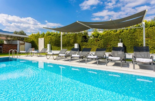 Dalyan Villa | 370 m² Villa ∙ 4 bedrooms ∙ 8 guests