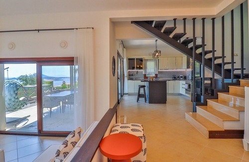 Ortakent Villa | 4 Bedroom Villa, Private Heated Pool, Jacuzzi, Beach Access, Panoramic View