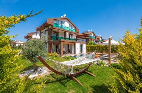 Hisaronu Villa | 4 Beds, Luxury Holiday Villa in Hisarönü Ölüdeniz Villa Mia