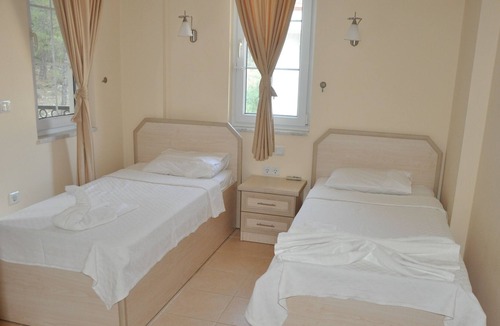 Hisaronu Villa | 5 bedroom 5 bathroom villa sleeps 12 With private swimming pool
