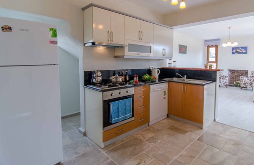 Hisaronu Villa | 5 Bedrooms, heated pool, pool table, table tennis, bbq & wifi.