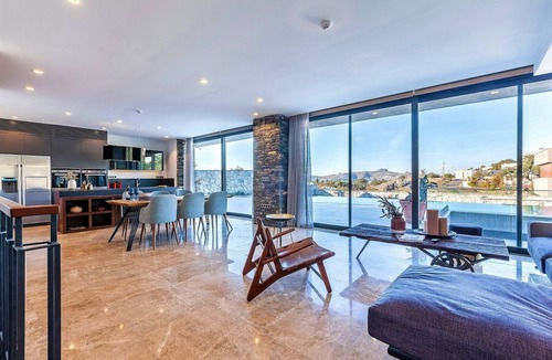 Yalikavak Villa | 7 Deluxe - Seductive Style and Serenity