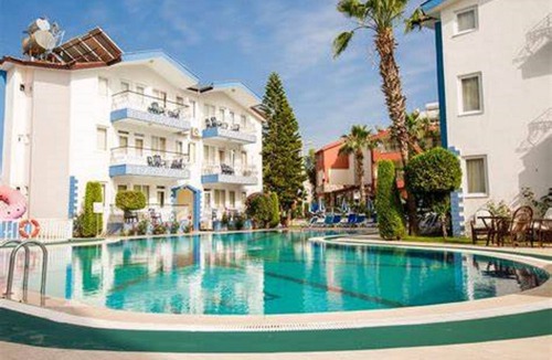 Side Apartment | 80 m² Apartment ∙ 2 bedrooms ∙ 4 guests