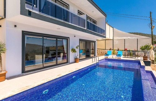 Kas House | 80 m² House ∙ 2 bedrooms ∙ 4 guests