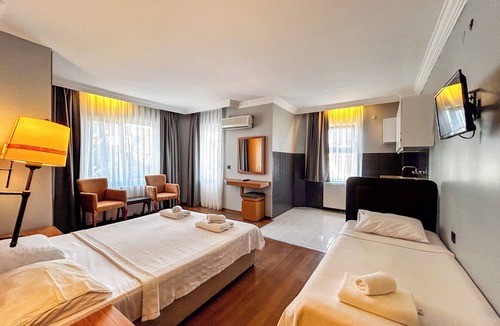 Ayvalik Hotel | A.EMRELİ OTEL