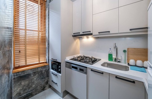 Besiktas Apartment | Acme Studio 1
