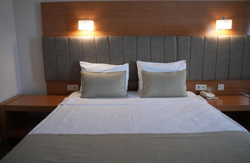 Kadnlar Denizi Mahallesi Hotel | Ada Newday Resort Hotel