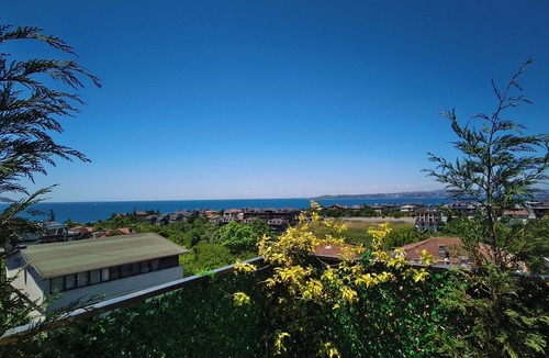 Beylikduzu Villa | AHSA VILLA WONDERFOUL SEA VIEW AND SWIMMING POOL