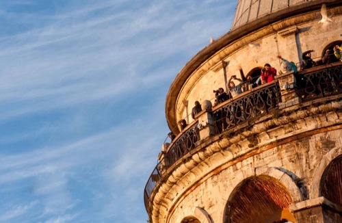 Galata Apartment | Airy style, amazing terrace views in Galata!