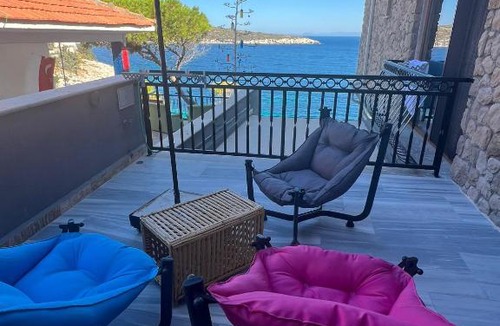Karaburun Hotel | AKVARYUM BUTİK OTEL