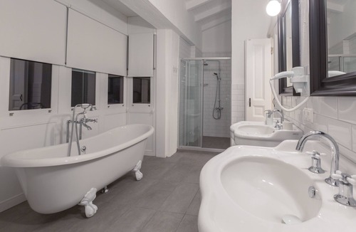 Hacımemis Hotel | Alacati Casa Bella