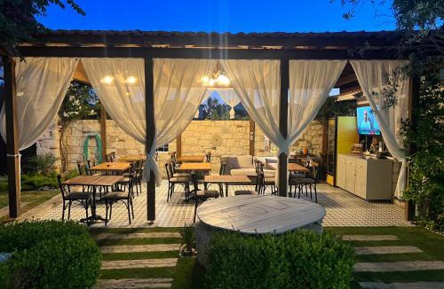 Hacımemis Hotel | Alacati Viola Hotel
