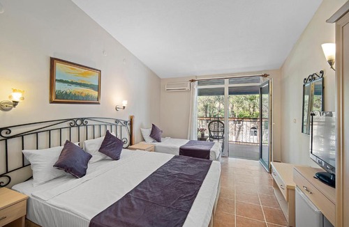 Turgutkoy Koyu Hotel | Alados Otel
