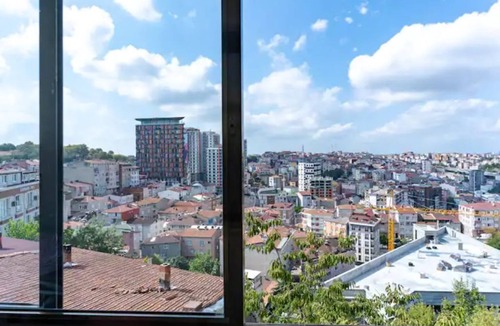 Sisli Apartment | All air conditioned & Heated 3 bedrooms Flat in the City.