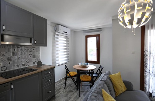 Akyaka City Center Apartment | Alp Suites Limon
