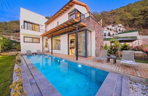 Faralya Villa | Amazing, Luxurious, Villa Bali Faralya By Luxury Group