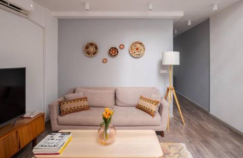 Macka Apartment | Amazing Luxury Duplex High Ceiling Patio! #403