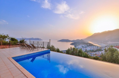 Kas Apartment | Ambassador Penthouse Kas with superb sea views and quiet luxury interiors.