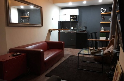 Emirgan Mahallesi House | Apt with a spectacular view & lovely garden