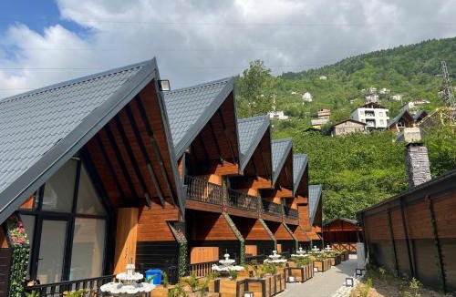 Caykara Cabin | Aquarium BUNGALOW UZUNGÖL