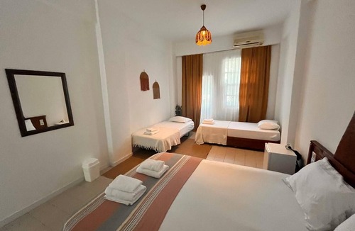 Adrasan Hotel | Arinna House & Terrace Cafe Adrasan