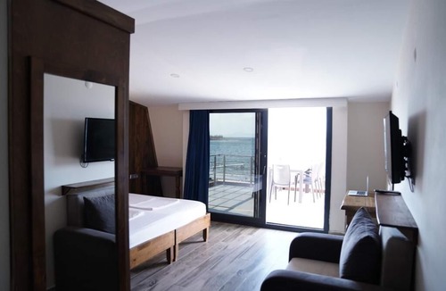 Lapseki Hotel | ASTROİA OTEL & BİLİM KAMPI
