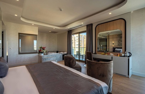 Lara Hotel | Awen Lara Hotel