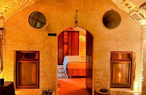 Artuklu Hotel | Aydın bey konağı