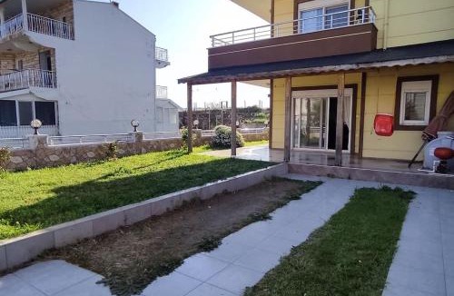 Balikesir Villa | Ayvalık Altınova Denize Sıfır Tripleks Yazlıık Villa